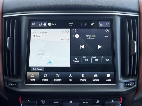 Used 2022 Maserati Levante GT image 48