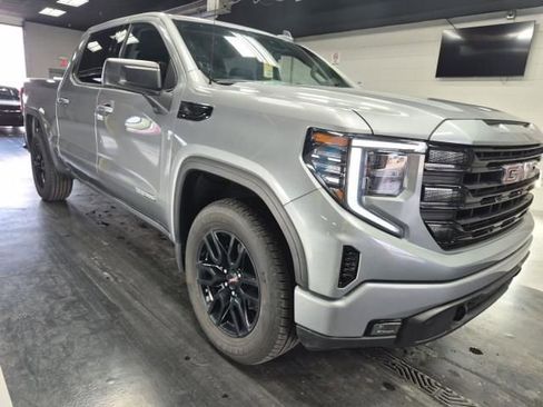Used 2023 GMC Sierra 1500 Elevation image 3