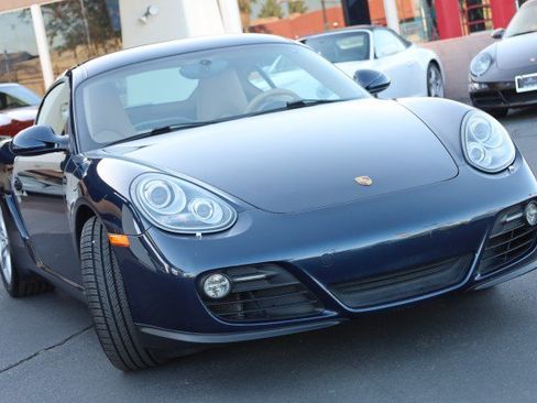 Used 2011 Porsche Cayman RWD image 2