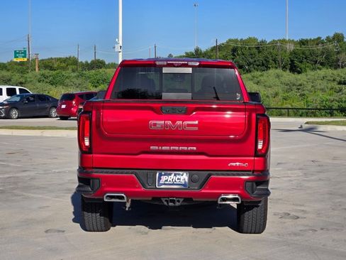 Used 2025 GMC Sierra 1500 AT4 w/ AT4 Premium Package AWD/4WD image 6