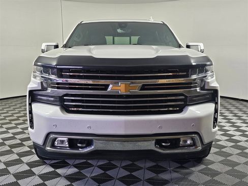 Used 2019 Chevrolet Silverado 1500 High Country image 2