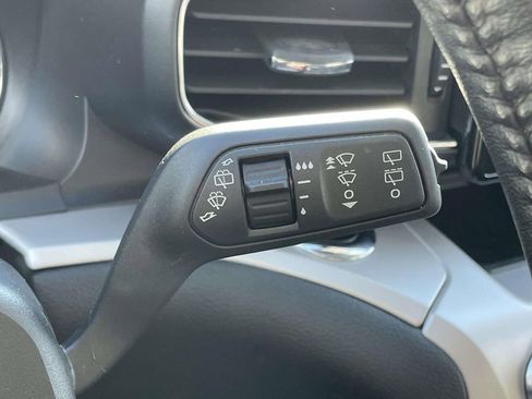 Used 2023 Ford Explorer XLT w/ Equipment Group 202A image 13