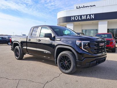 New 2026 GMC Sierra 1500 Pro w/ Graphite Edition