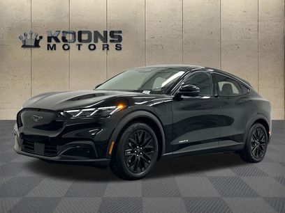 New 2025 Ford Mustang Mach-E Select w/ Comfort Package Lite