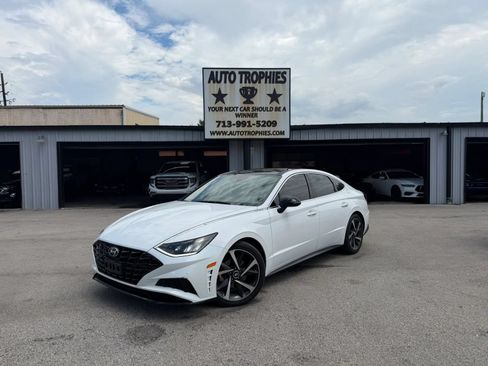 Used 2022 Hyundai Sonata SEL Plus FWD image 1