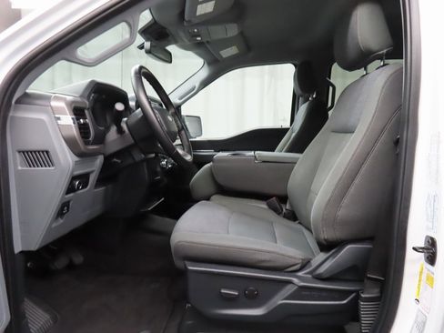 Used 2024 Ford F150 XLT w/ Tow/Haul Package image 9