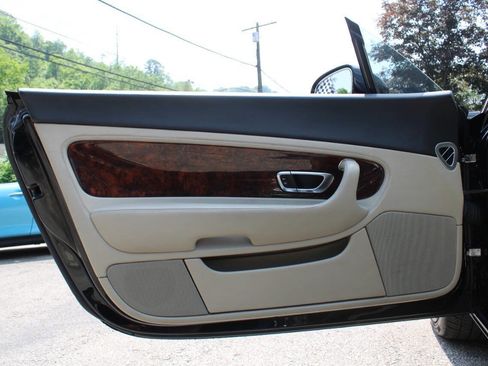 Used 2005 Bentley Continental GT image 17
