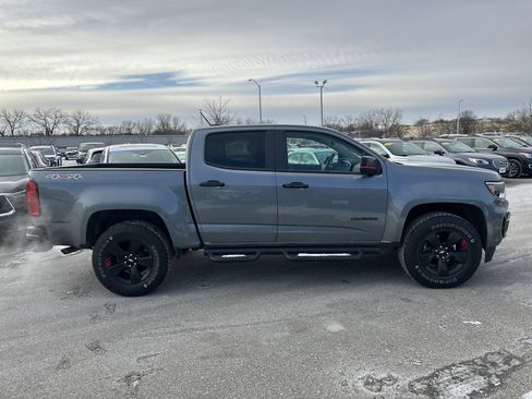 Used 2021 Chevrolet Colorado LT w/ Redline Special Edition image 3