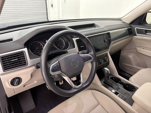 Used 2021 Volkswagen Atlas SE FWD image 4