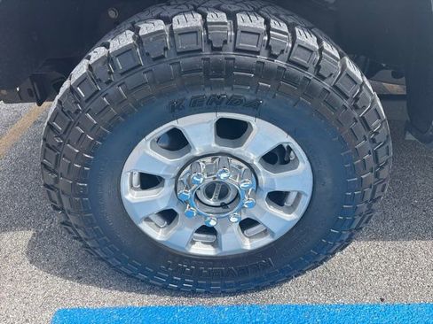 Used 2024 Ford F250 XLT w/ FX4 Off-Road Package AWD/4WD image 8