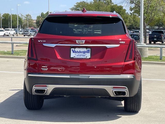 Used 2023 Cadillac XT5 Premium Luxury AWD/4WD image 5