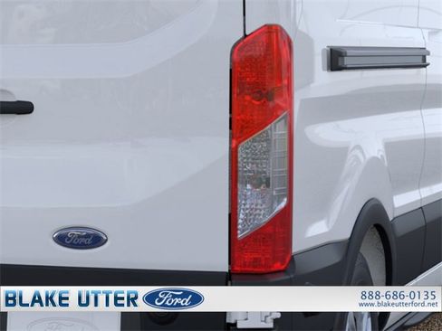 New 2025 Ford Transit 250 148 Medium Roof w/ Load Area Protection Package image 21