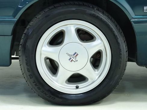 Used 1990 Ford Mustang LX image 9