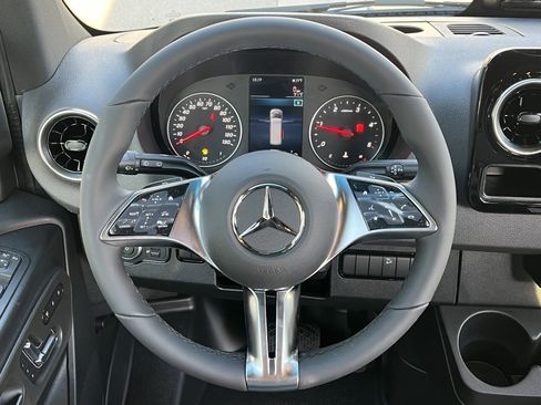 New 2026 Mercedes-Benz Sprinter 2500 image 21