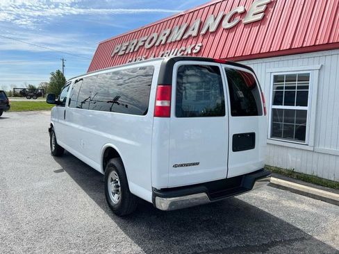 Used 2018 Chevrolet Express 3500 LT w/ LT Preferred Equipment Group image 18