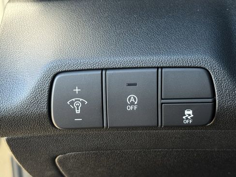 New 2026 Hyundai Elantra SE image 18