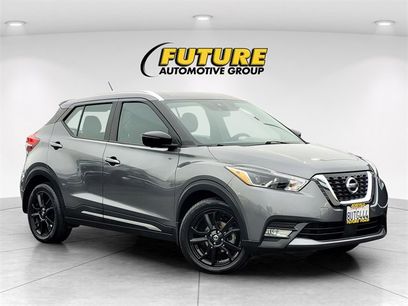 Used 2020 Nissan Kicks SR