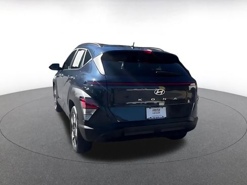 Used 2025 Hyundai Kona SEL image 9