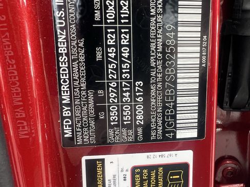 Certified 2025 Mercedes-Benz GLE 350 4MATIC w/ AMG Line Exterior image 37