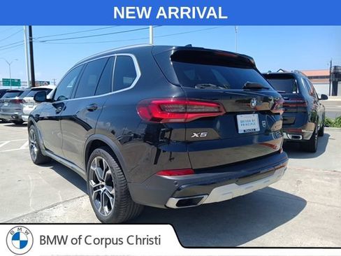 Used 2022 BMW X5 xDrive40i w/ Premium Package AWD/4WD image 7