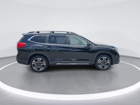 Used 2023 Subaru Ascent Limited AWD/4WD image 9