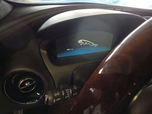 Used 2015 Jaguar XJ L Portfolio RWD image 13