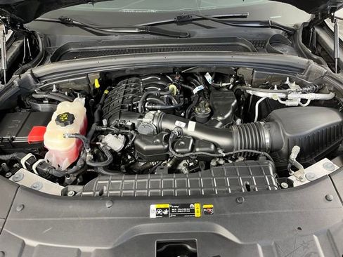 Used 2023 Jeep Grand Cherokee L Limited w/ Black Appearance Package image 48