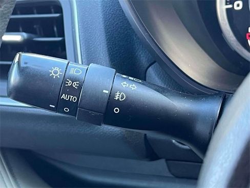 Used 2020 Subaru Ascent Limited image 23