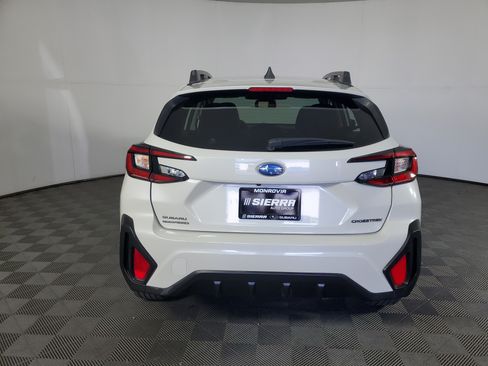 Used 2025 Subaru Crosstrek 2.5i Premium AWD/4WD image 5