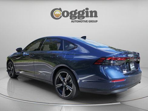 Used 2026 Honda Accord SE image 4