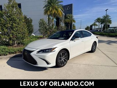 Certified 2025 Lexus ES 350 w/ Premium Package