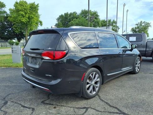 Used 2019 Chrysler Pacifica Limited FWD image 7