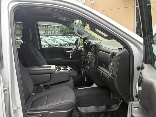 Used 2019 Chevrolet Silverado 1500 Custom Trail Boss w/ Custom Convenience Package AWD/4WD image 24
