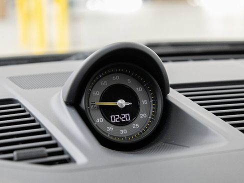 Used 2022 Porsche 911 GT3 image 18