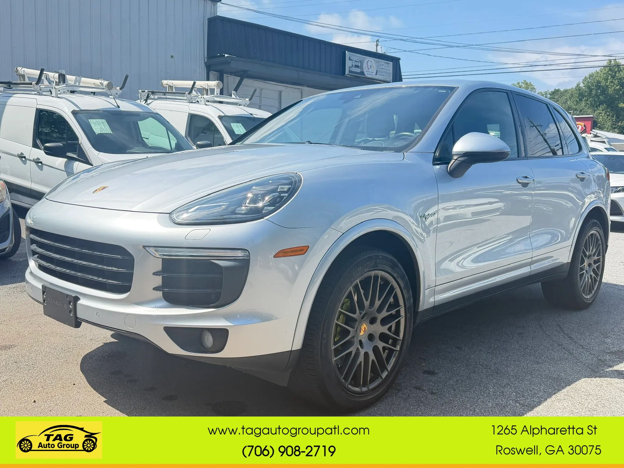 Used 2017 Porsche Cayenne S Platinum AWD/4WD image 1