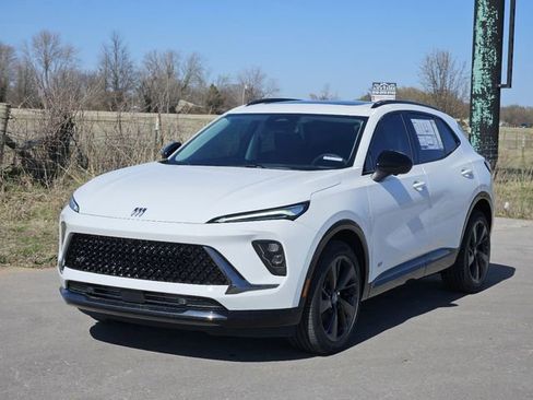 New 2025 Buick Envision Sport Touring image 2