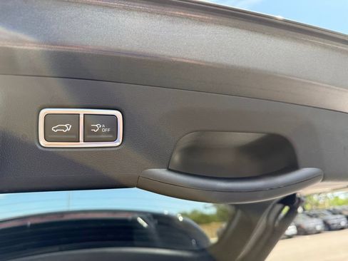 Used 2024 Kia Sorento EX FWD image 29