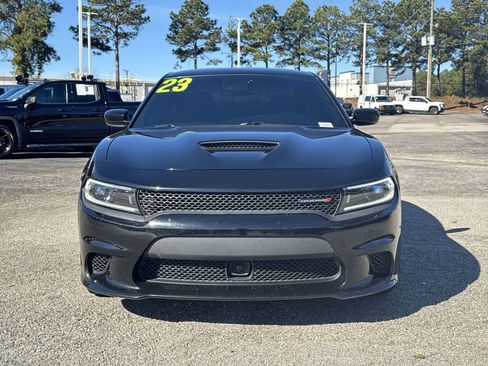Used 2023 Dodge Charger GT w/ Technology Group image 3