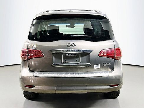 Used 2015 INFINITI QX80 4WD w/ Theater Package image 6