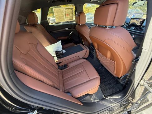 Used 2025 Audi Q5 2.0T Premium Plus w/ Premium Plus Package image 29