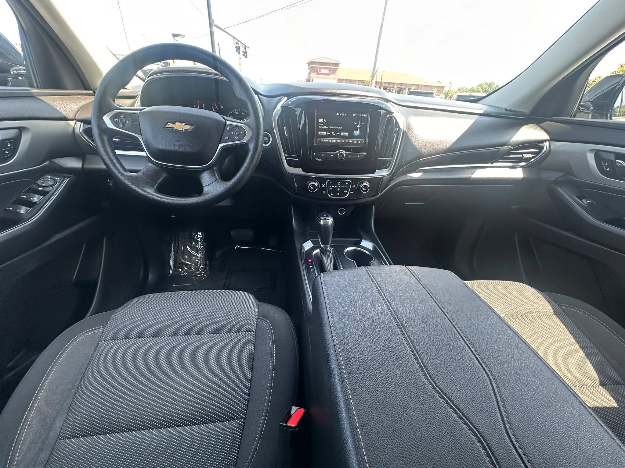 Used 2019 Chevrolet Traverse LS FWD image 16