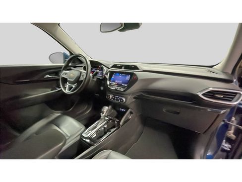 Used 2021 Chevrolet TrailBlazer LT w/ Premium Seating Package AWD/4WD image 18