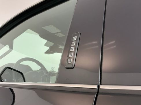 Used 2019 Ford F350 Platinum w/ Platinum Ultimate Package image 14