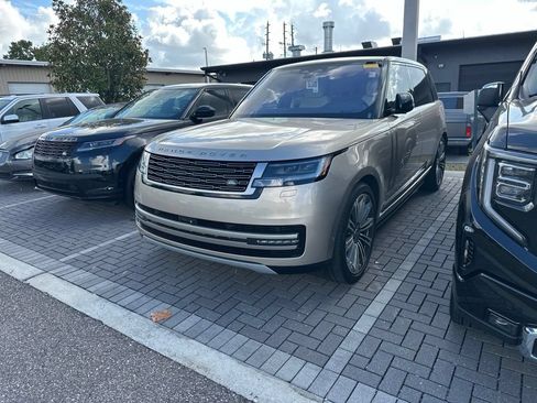 Used 2023 Land Rover Range Rover Long Wheelbase SE AWD/4WD image 1