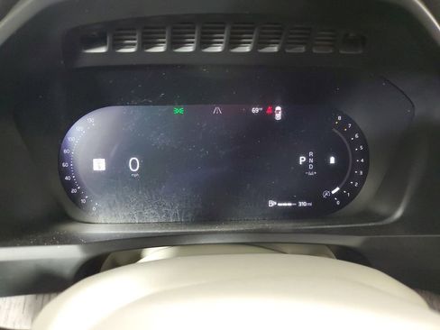 Certified 2023 Volvo XC90 B5 Plus w/ Protection Package image 29