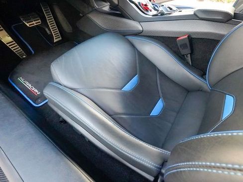 Used 2020 Lamborghini Huracan EVO image 63
