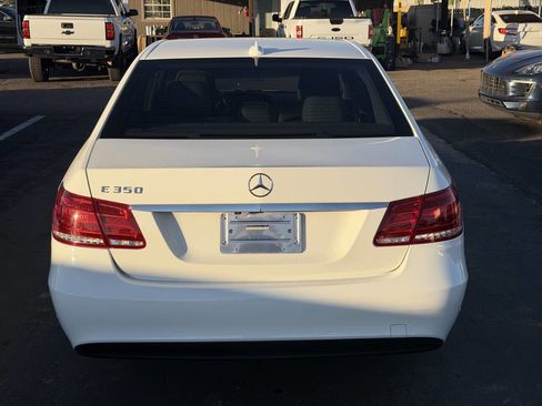 Used 2014 Mercedes-Benz E 350 Sedan image 9