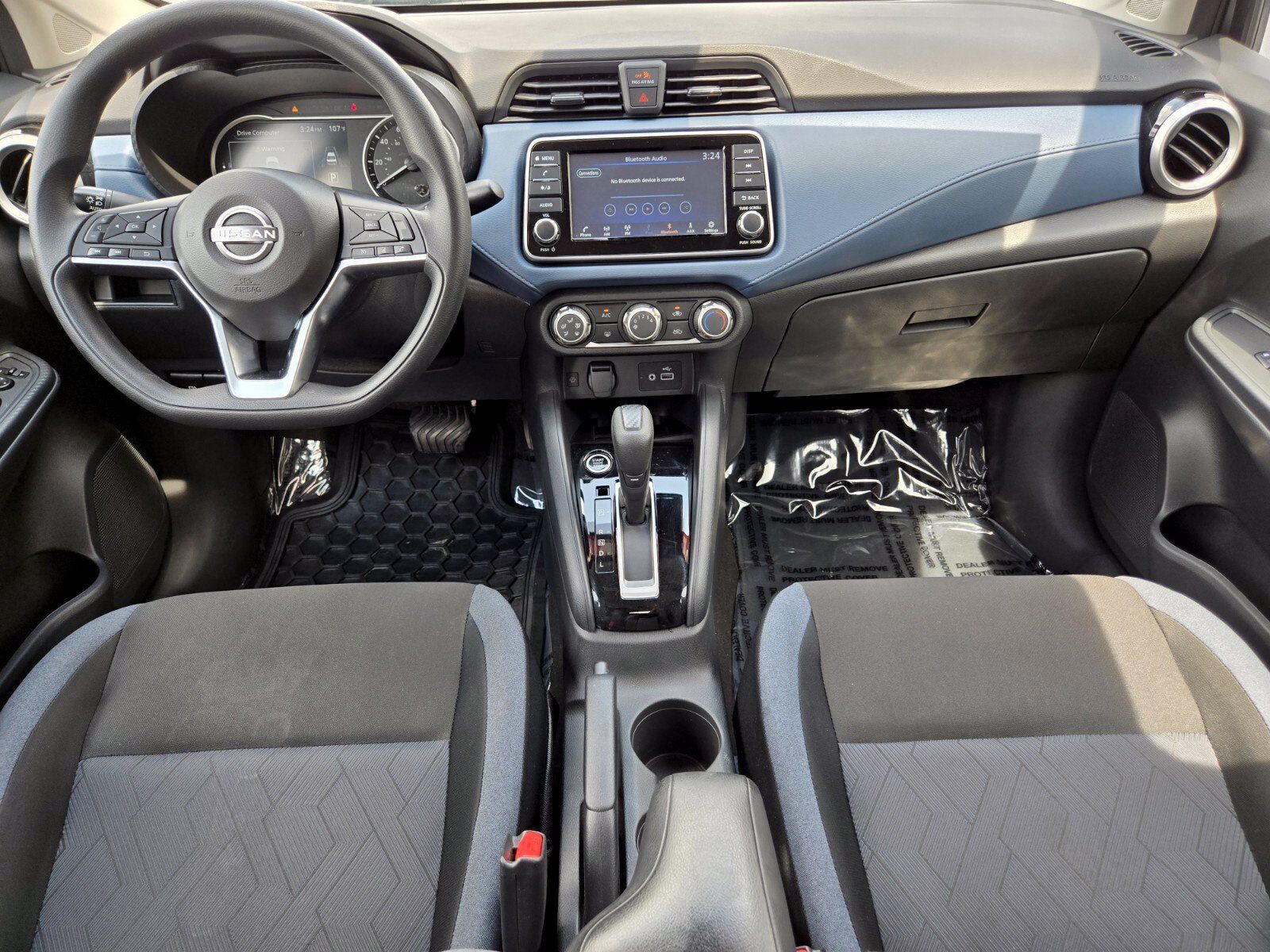 Used 2025 Nissan Versa SV w/ Trunk Package FWD image 15