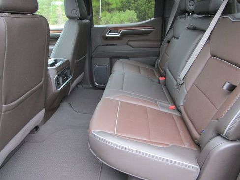 Used 2023 GMC Sierra 1500 Denali w/ Denali Reserve Package image 24