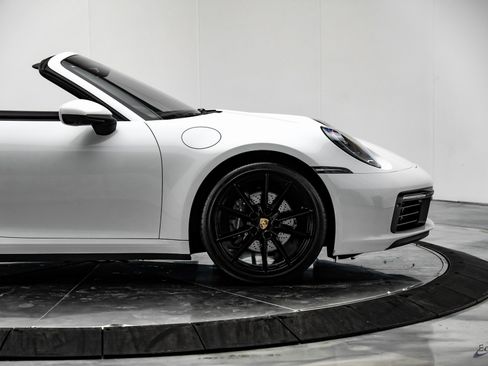 Used 2021 Porsche 911 Carrera 4 image 23